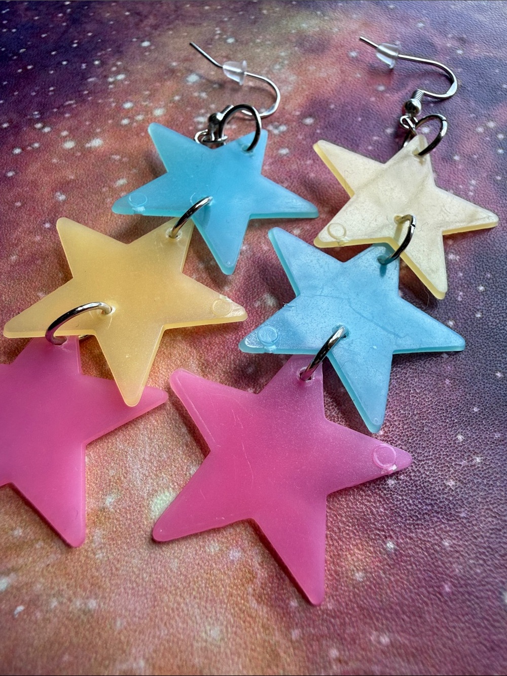Handmade Glow in the Dark Star Earrings Silver OOAK y2k 90s retro nostalgic girl - Picture 2 of 3